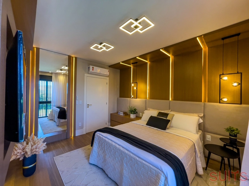 Mansão belíssima nas margens do lago no condomínio Enseada: 57ª foto da galeria de imagens do imóvel