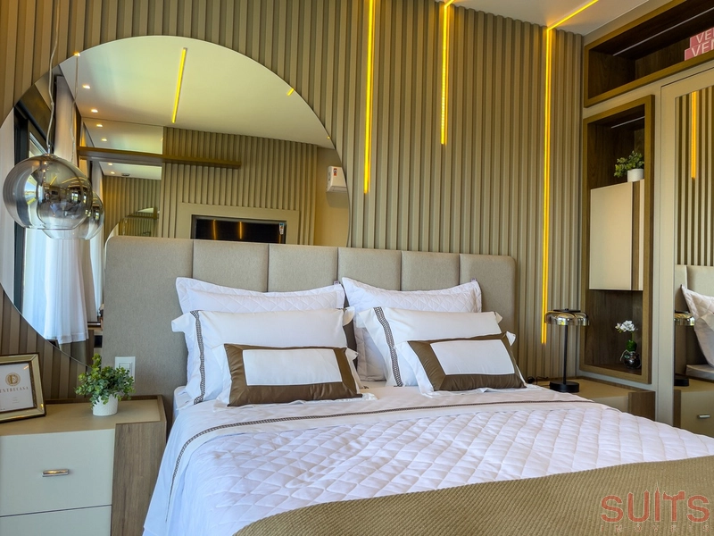 Mansão belíssima nas margens do lago no condomínio Enseada: 70ª foto da galeria de imagens do imóvel