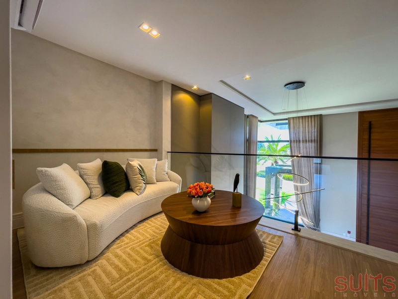 Mansão belíssima nas margens do lago no condomínio Enseada: 51ª foto da galeria de imagens do imóvel