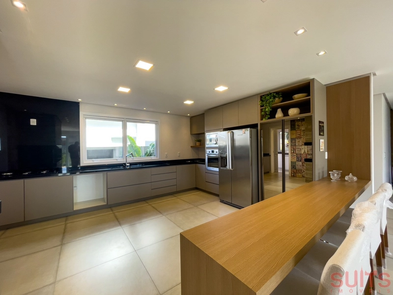 Belo sobrado no condomínio com acesso a lagoa Velas da Marina: 16ª foto da galeria de imagens do imóvel