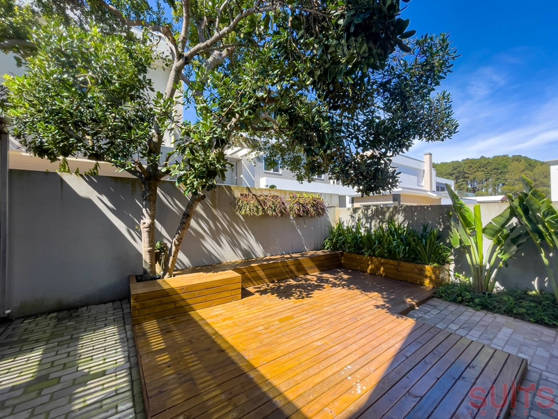 Belo sobrado no condomínio com acesso a lagoa Velas da Marina: 25ª foto da galeria de imagens do imóvel