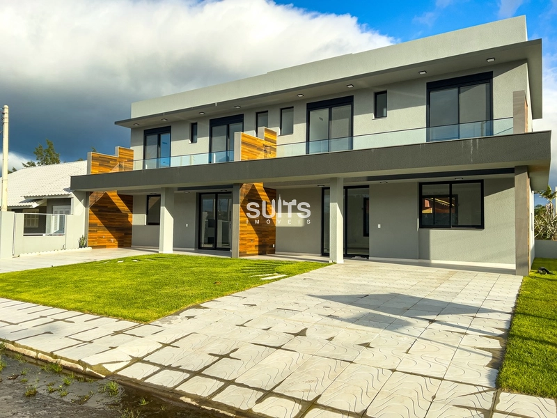 Excelente sobrado à poucos metros do mar na praia de Maristela: 2ª foto da galeria de imagens do imóvel