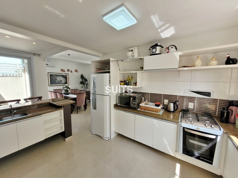 Excelente casa à poucos metros do mar na praia de Rainha do Mar: 11ª foto da galeria de imagens do imóvel