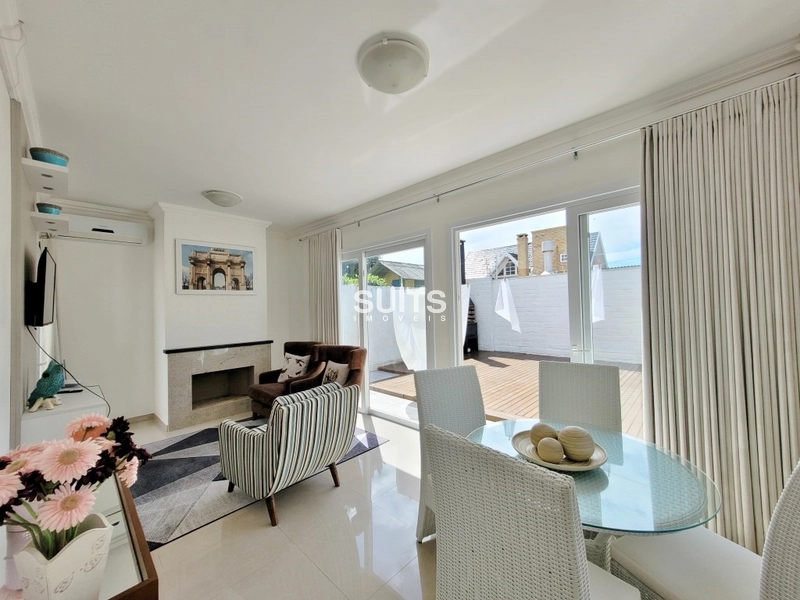 Excelente casa à poucos metros do mar na praia de Rainha do Mar: 9ª foto da galeria de imagens do imóvel