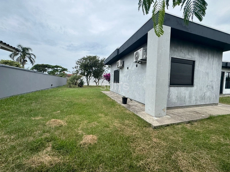 Excelente casa à venda em Atlântida : 6ª foto da galeria de imagens do imóvel