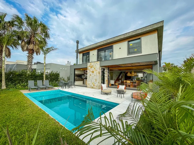 Excelente mansão com fundos para uma área verde no cond. Enseada Lagos: 27ª foto da galeria de imagens do imóvel