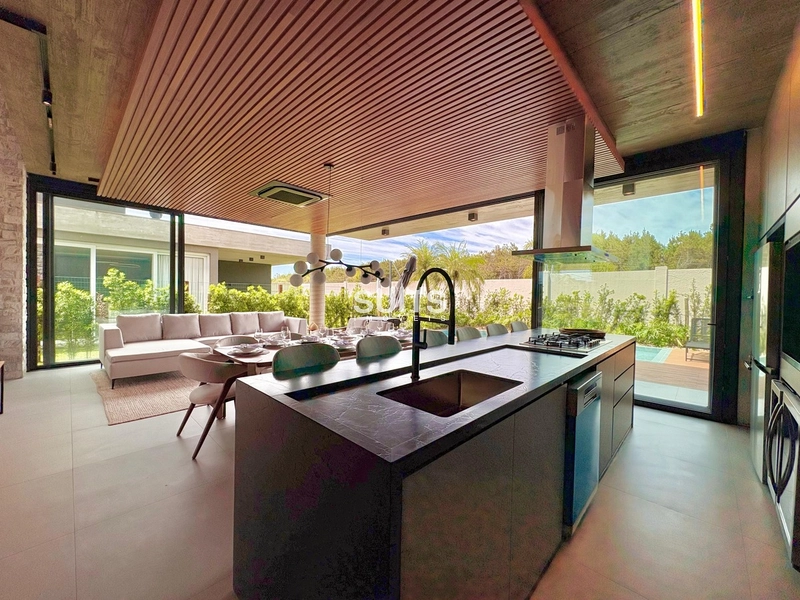 Excelente sobrado no condomínio Costa Serena: 11ª foto da galeria de imagens do imóvel