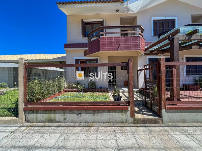 Excelente duplex à venda na praia de Xangri-Lá: 1ª foto da galeria de imagens do imóvel