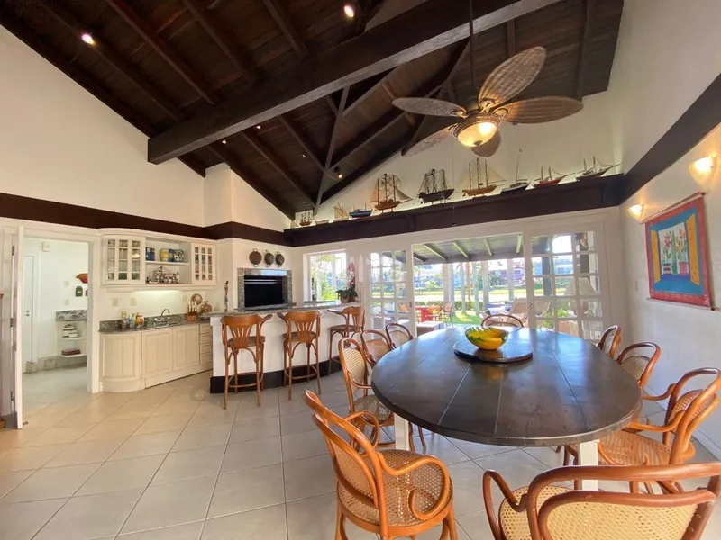 Incrível casa com 02 terrenos no condomínio Atlântida Lagos Park: 16ª foto da galeria de imagens do imóvel