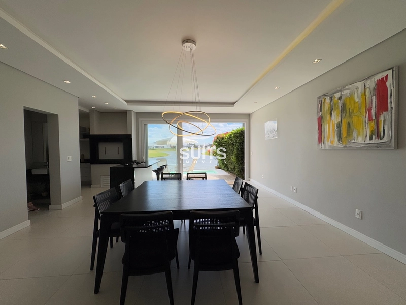 Linda casa no condomínio Riviera: 12ª foto da galeria de imagens do imóvel