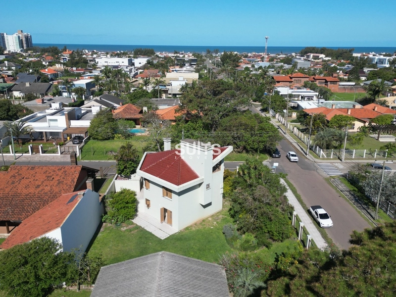 Excelente sobrado à venda em Atlântida: 6ª foto da galeria de imagens do imóvel