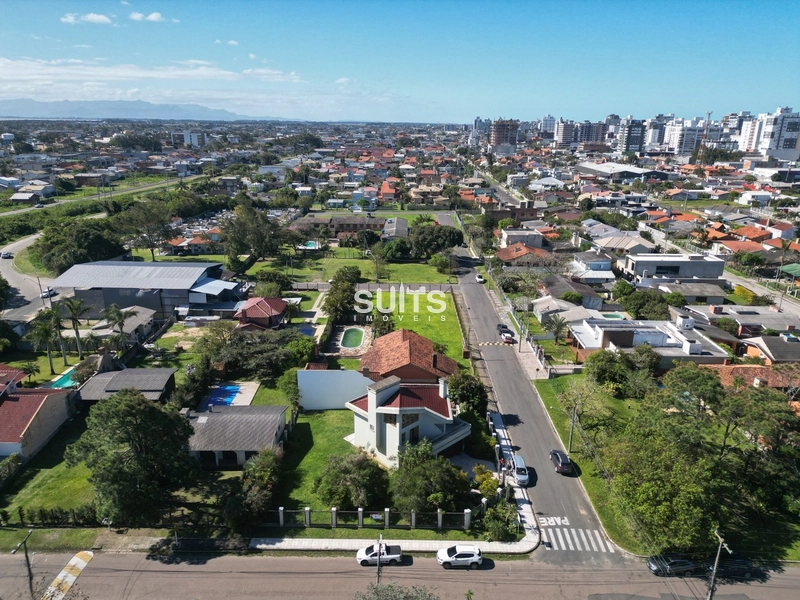 Excelente sobrado à venda em Atlântida: 3ª foto da galeria de imagens do imóvel