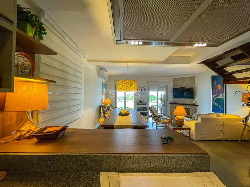 Excelente Sobrado beira mar no centro de Xangri-Lá: 11ª foto da galeria de imagens do imóvel