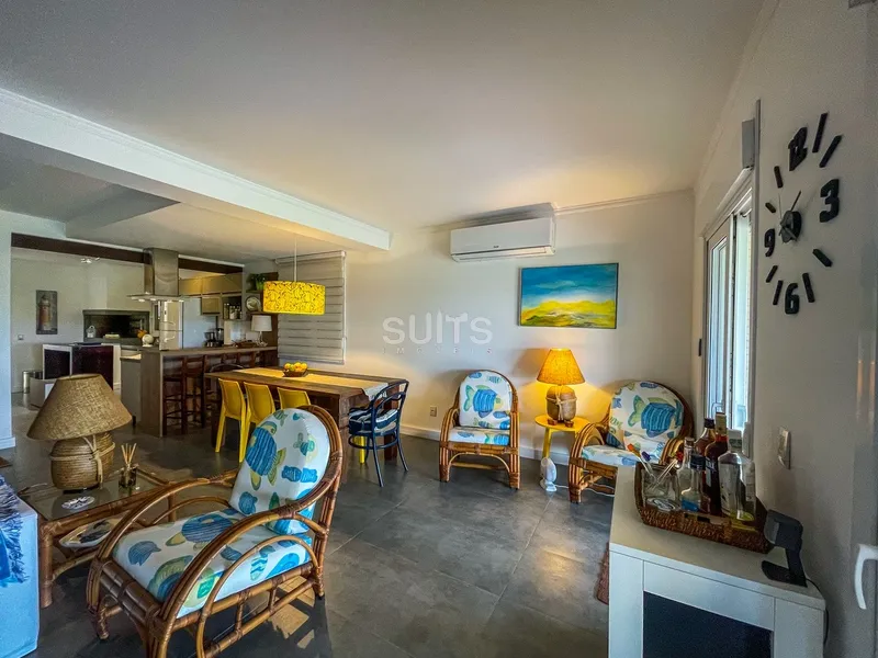 Excelente Sobrado beira mar no centro de Xangri-Lá: 6ª foto da galeria de imagens do imóvel