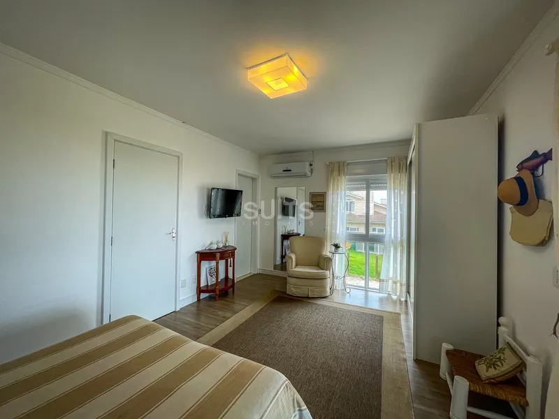 Excelente Sobrado beira mar no centro de Xangri-Lá: 24ª foto da galeria de imagens do imóvel