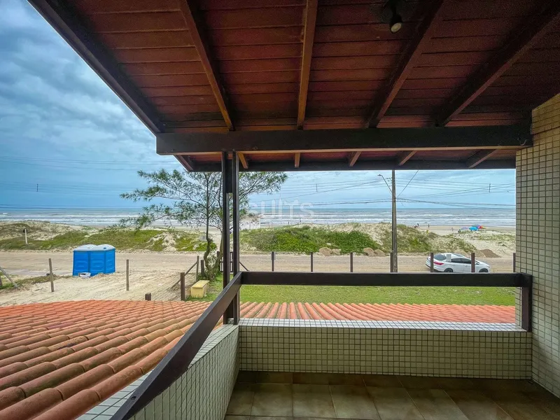 Excelente Sobrado beira mar no centro de Xangri-Lá: 25ª foto da galeria de imagens do imóvel