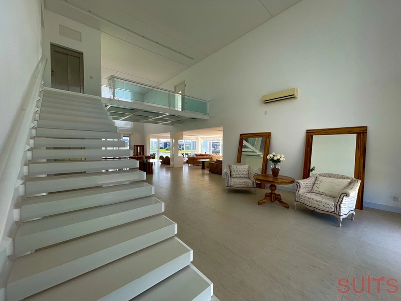 Ótimo sobrado com 02 terrenos à venda no condomínio Riviera: 3ª foto da galeria de imagens do imóvel