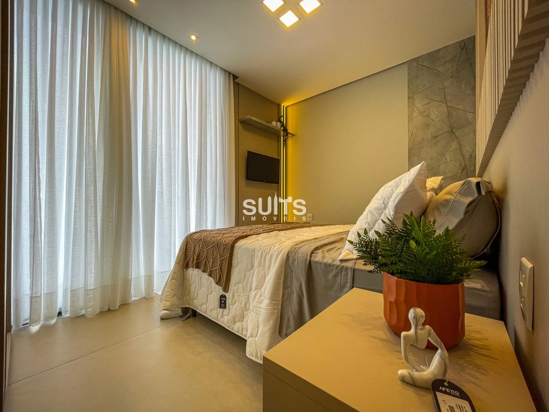 Sobrado padrão AAA beira lago de esquina no condomínio Malibu: 30ª foto da galeria de imagens do imóvel