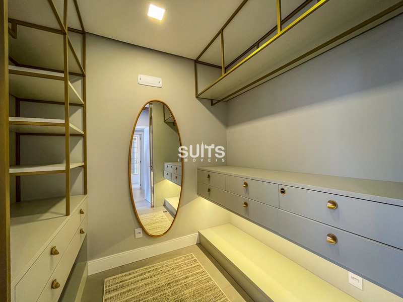 Sobrado padrão AAA beira lago de esquina no condomínio Malibu: 38ª foto da galeria de imagens do imóvel