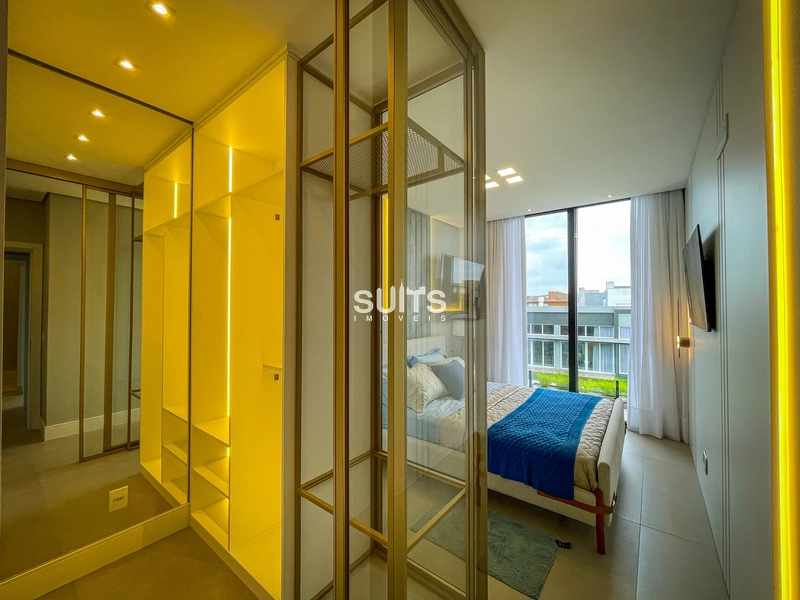 Sobrado padrão AAA beira lago de esquina no condomínio Malibu: 43ª foto da galeria de imagens do imóvel