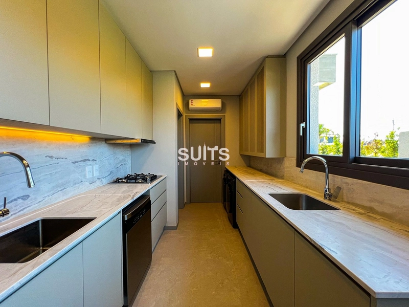 Incrível sobrado beira lago à venda no condomínio Sense!: 30ª foto da galeria de imagens do imóvel