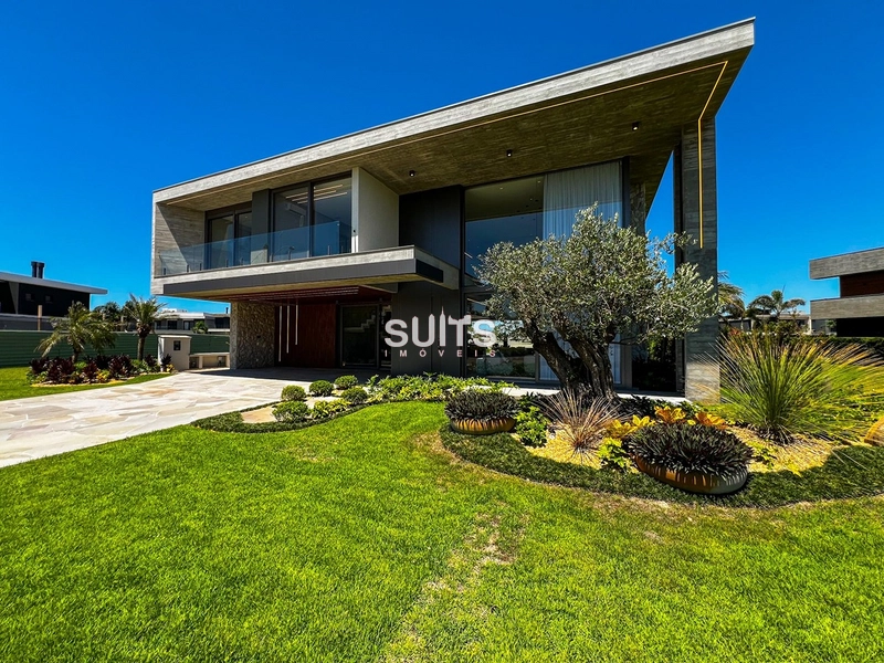 Incrível sobrado beira lago à venda no condomínio Sense!: 3ª foto da galeria de imagens do imóvel