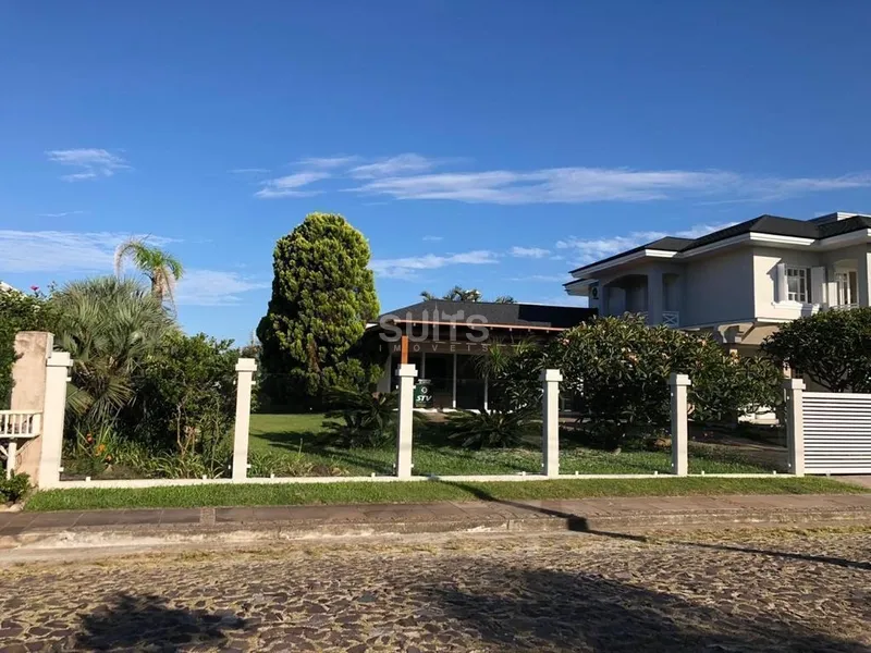 Excelente sobrado à venda em Atlântida: 3ª foto da galeria de imagens do imóvel