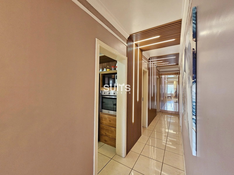 Excelente casa a venda no centro de Xangri-lá: 24ª foto da galeria de imagens do imóvel