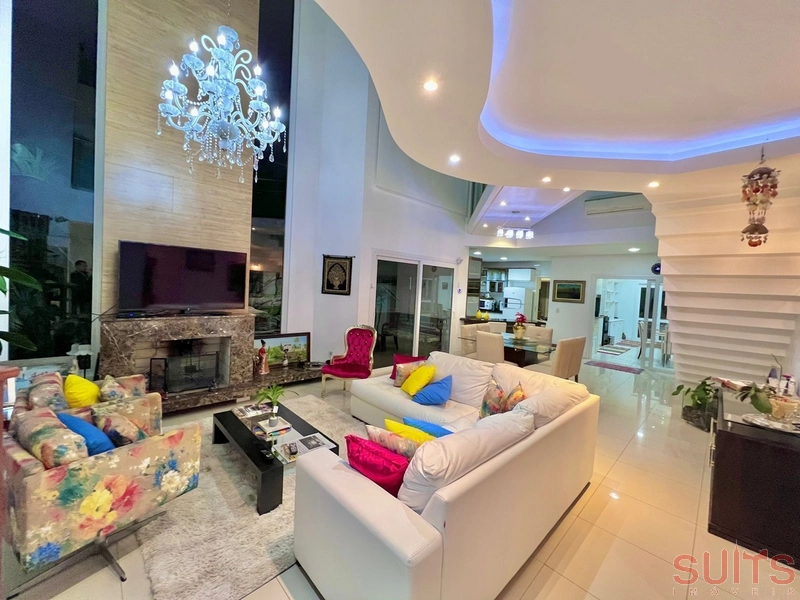 Incrível sobrado de esquina na praia de Atlântida: 6ª foto da galeria de imagens do imóvel