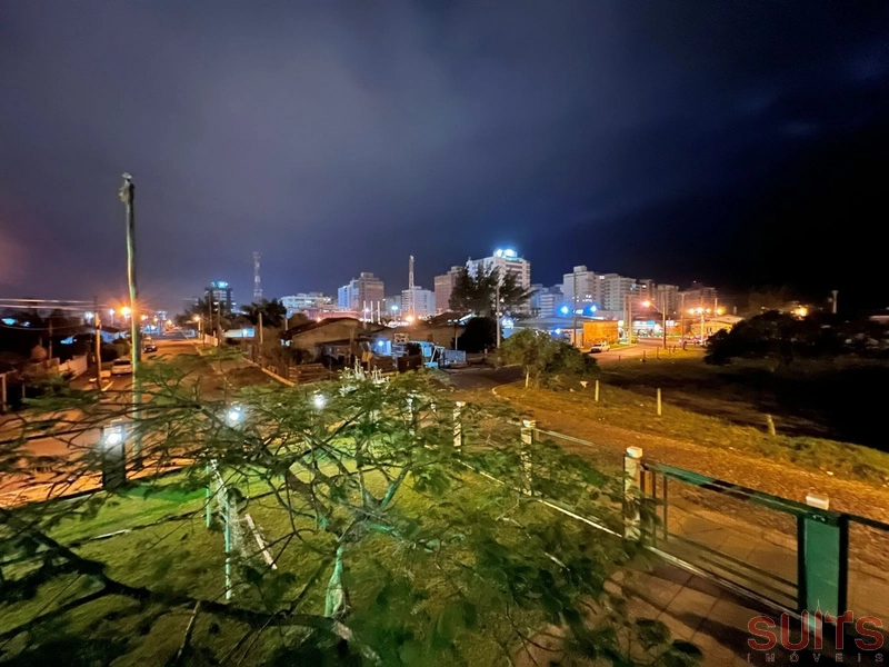Incrível sobrado de esquina na praia de Atlântida: 28ª foto da galeria de imagens do imóvel