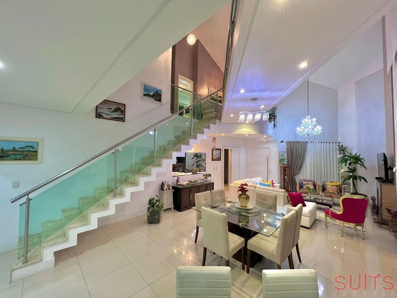 Incrível sobrado de esquina na praia de Atlântida: 8ª foto da galeria de imagens do imóvel