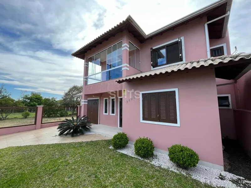 Excelente Sobrado a venda apenas 100 metros do Mar: 2ª foto da galeria de imagens do imóvel