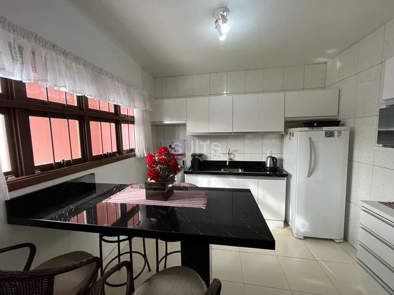 Excelente Sobrado a venda apenas 100 metros do Mar: 9ª foto da galeria de imagens do imóvel