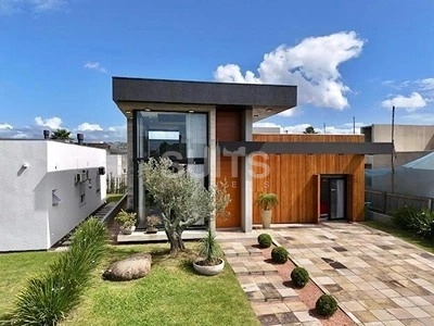 Excelente casa à venda no Dubai : 2ª foto da galeria de imagens do imóvel