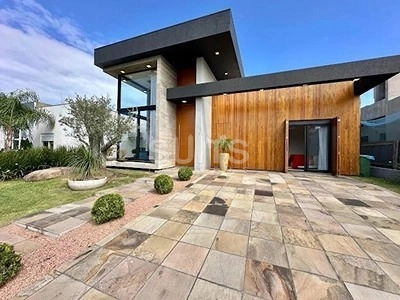 Excelente casa à venda no Dubai : 1ª foto da galeria de imagens do imóvel