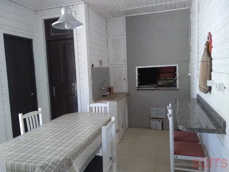 Ótima casa à venda na praia de Atlântida em Xangri-Lá: 4ª foto da galeria de imagens do imóvel