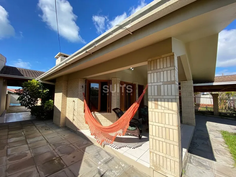 Excelente casa à 01 quadra do mar no Centro da praia de Xangri-Lá: 3ª foto da galeria de imagens do imóvel