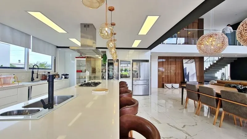 Excelente Sobrado beira-lago à venda no Condomínio Quintas do Lago: 14ª foto da galeria de imagens do imóvel