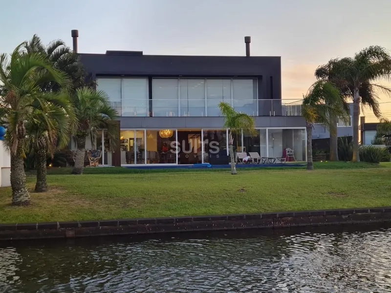 Excelente Sobrado beira-lago à venda no Condomínio Quintas do Lago: 22ª foto da galeria de imagens do imóvel