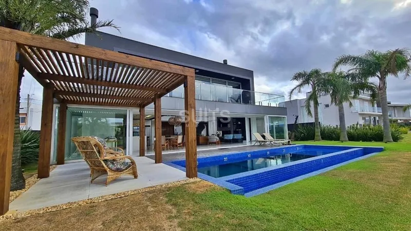 Excelente Sobrado beira-lago à venda no Condomínio Quintas do Lago: 31ª foto da galeria de imagens do imóvel