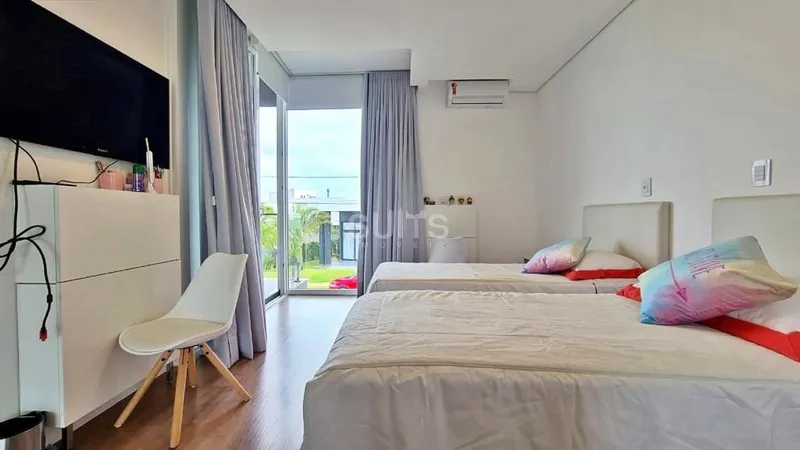 Excelente Sobrado beira-lago à venda no Condomínio Quintas do Lago: 35ª foto da galeria de imagens do imóvel