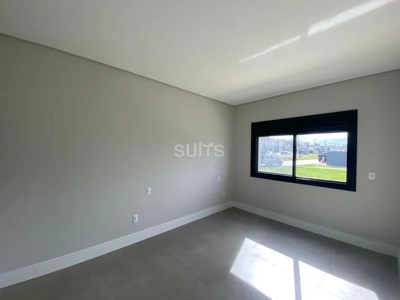 Magnífico sobrado beira lago no condomínio Blue: 17ª foto da galeria de imagens do imóvel