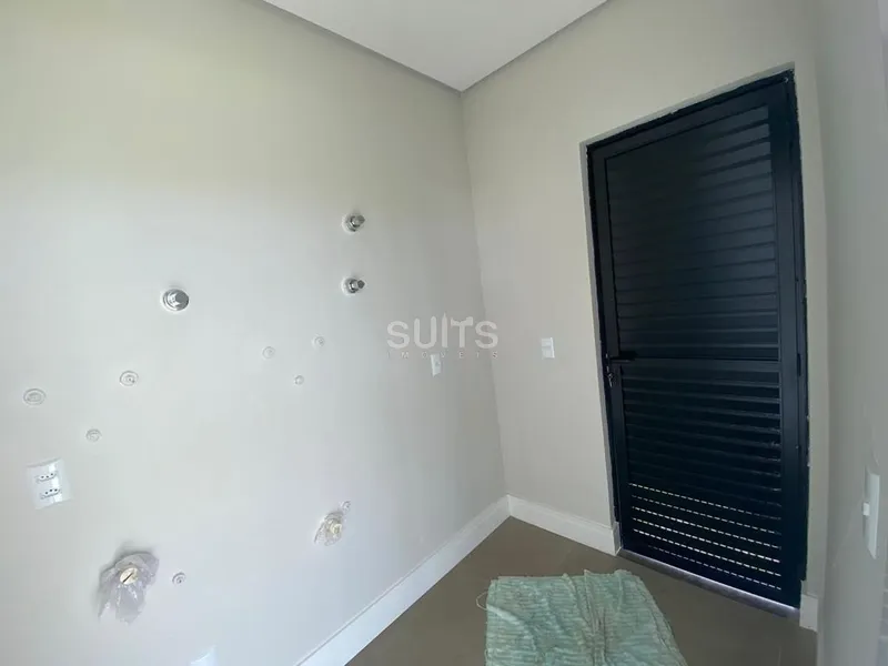 Magnífico sobrado beira lago no condomínio Blue: 14ª foto da galeria de imagens do imóvel