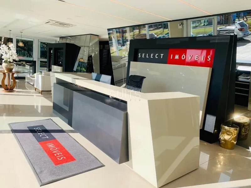 Ponto comercial à venda na parte mais nobre de Atlântida: 4ª foto da galeria de imagens do imóvel