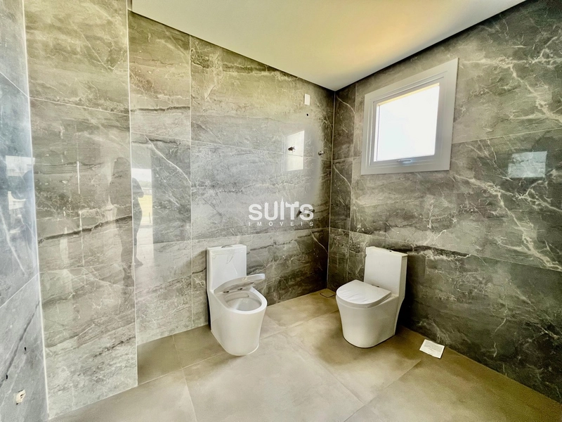 Excelente Sobrado de Frente ao Mar em Condomínio Fechado!: 39ª foto da galeria de imagens do imóvel