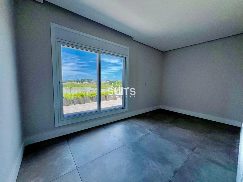 Excelente Sobrado de Frente ao Mar em Condomínio Fechado!: 30ª foto da galeria de imagens do imóvel