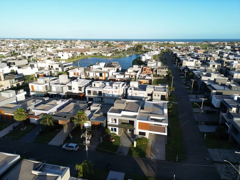 Lindíssimo sobrado à venda no condomínio Blue: 2ª foto da galeria de imagens do imóvel