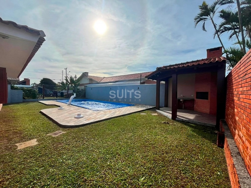 Excelente casa à venda no Centro de Xangri-Lá : 39ª foto da galeria de imagens do imóvel