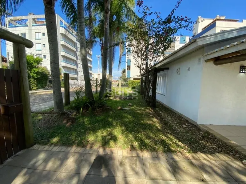 Linda Casa à venda no Centro de Atlântida: 8ª foto da galeria de imagens do imóvel