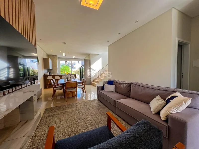 Excelente sobrado à venda no condomínio Blue: 4ª foto da galeria de imagens do imóvel